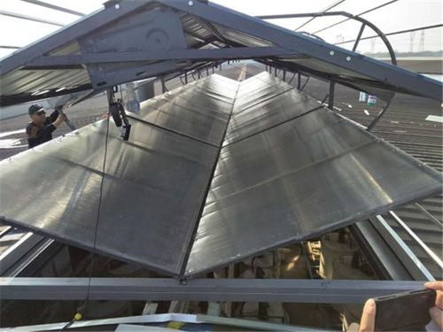 香河縣流線型通風(fēng)氣樓圓拱型通風(fēng)采光天窗